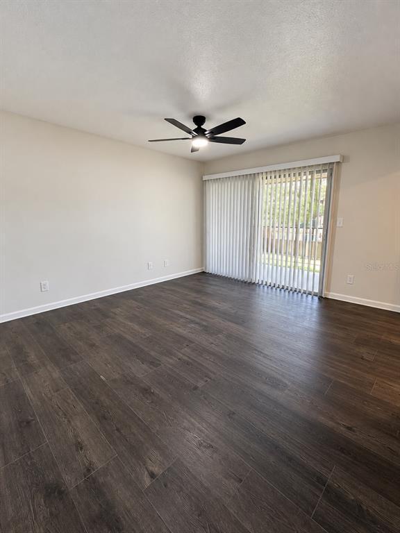 Building Photo - 4022 Henley Rd