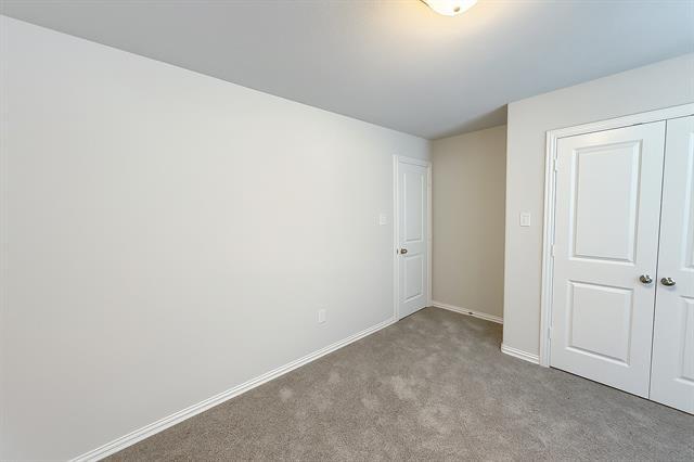 Building Photo - 228 Teakwood Dr