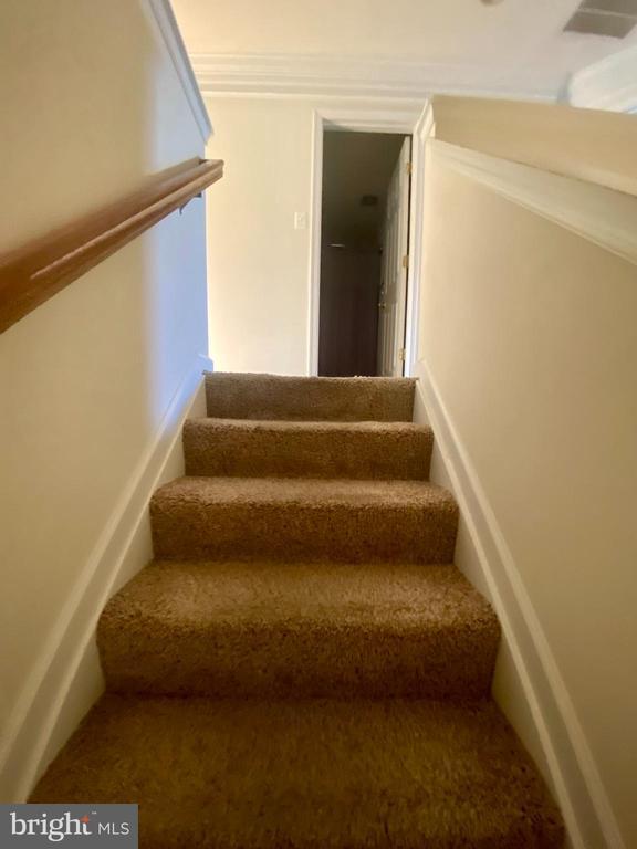 Building Photo - 108 Davidson St