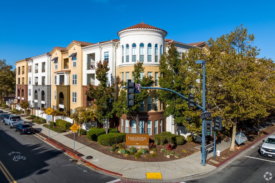 Building Photo - Park Central Apartment Homes
