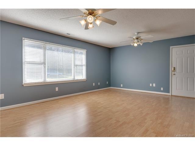Building Photo - "Charming 4-Bedroom Retreat in Gastonia with Granite Touches & Gleaming Hardwoods!"