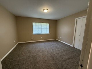 Building Photo - 44051 Stein Rd