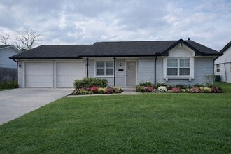 Building Photo - 3822 Ebbtide Dr