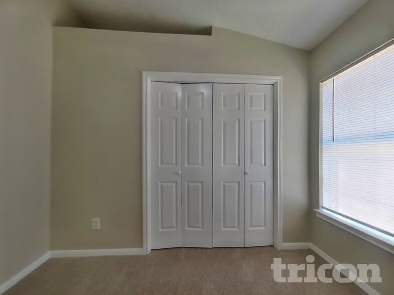 Building Photo - 3215 Kelling St