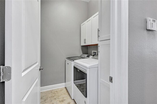 Building Photo - 2862 Satilla Lp