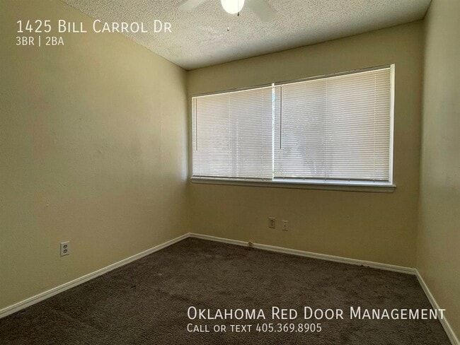 Building Photo - 1425 Bill Carrol Dr