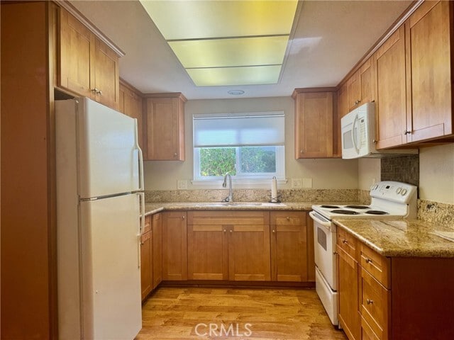Building Photo - 281 Avenida Carmel