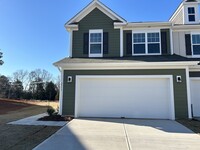 Building Photo - New Townhome