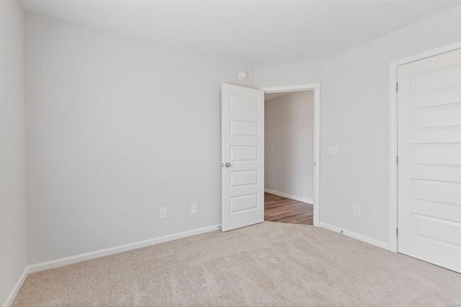 Building Photo - 2026 Dawsons Ml Ln