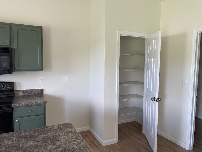 Building Photo - 153 Sweetgum Dr