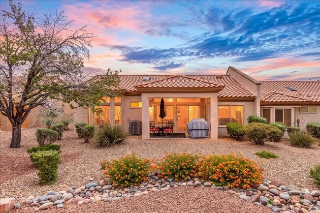 Building Photo - Beautifully Updated 2bd Sun City Summerlin Home with Resort-Style Amenities