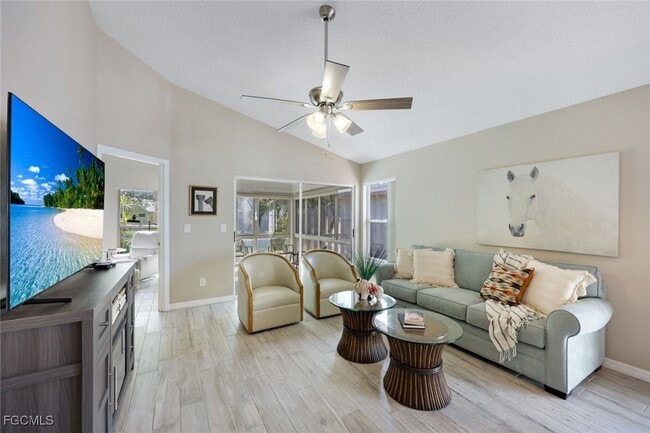 Building Photo - 14871 Crescent Cove Dr