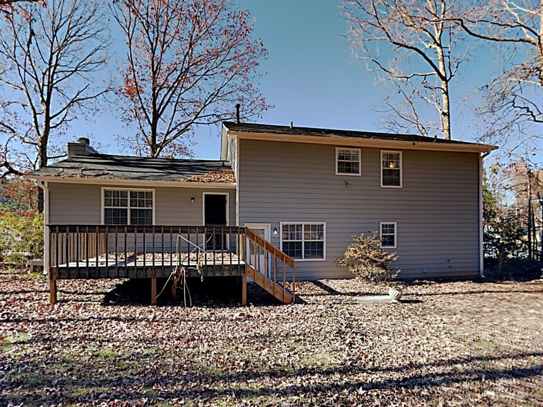 Building Photo - 624 Pennybrook Ln