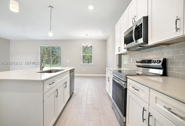 Building Photo - 950 Bartram Ave SW