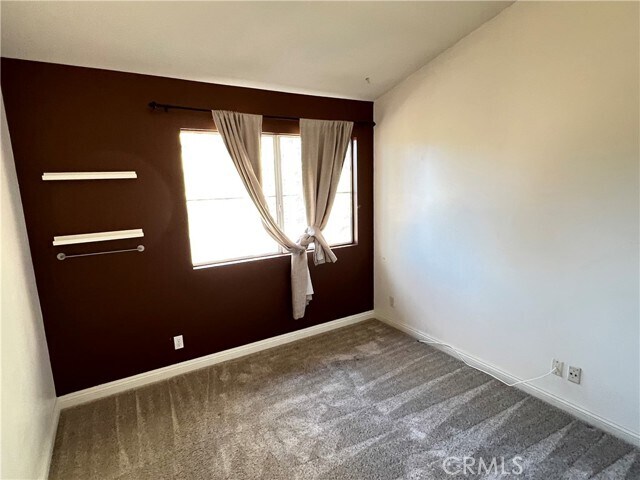 Building Photo - 2723 Dietrich Dr