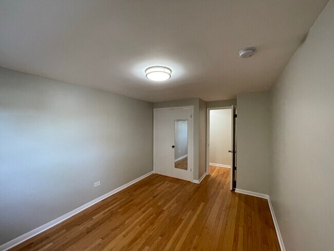 Building Photo - 2802 N Rutherford Ave