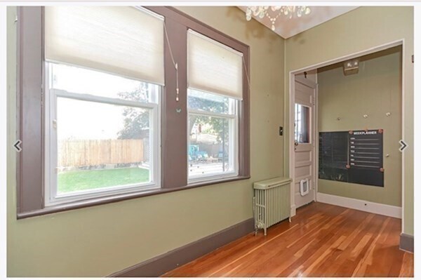 Building Photo - 36 Alleyne St