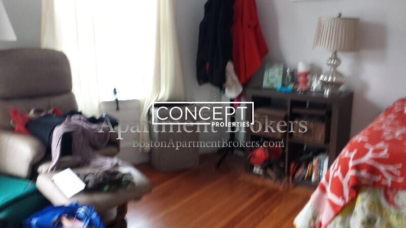 Building Photo - 26 Union St