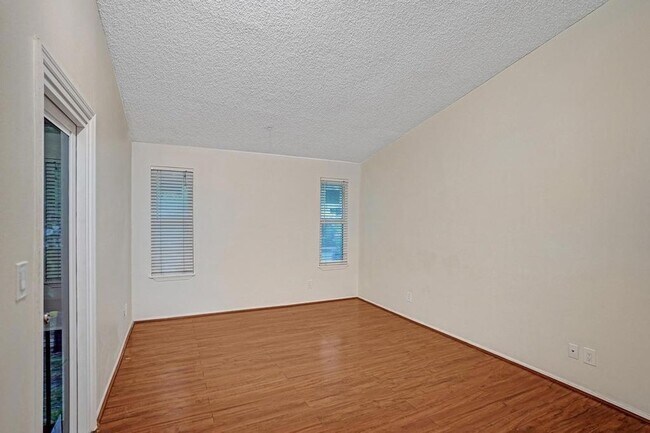 Building Photo - 2301 N Congress Ave