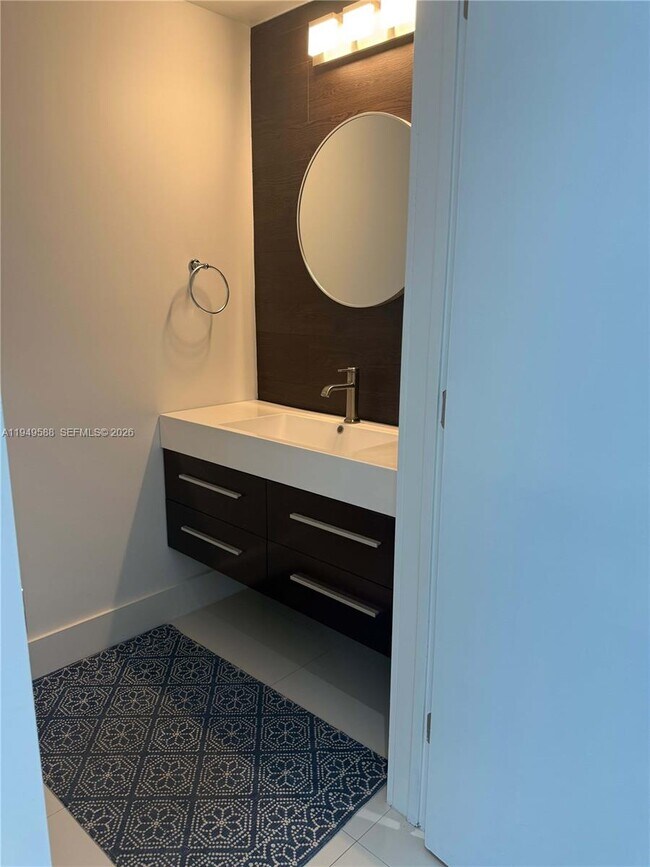 Building Photo - 60 SW 13th St