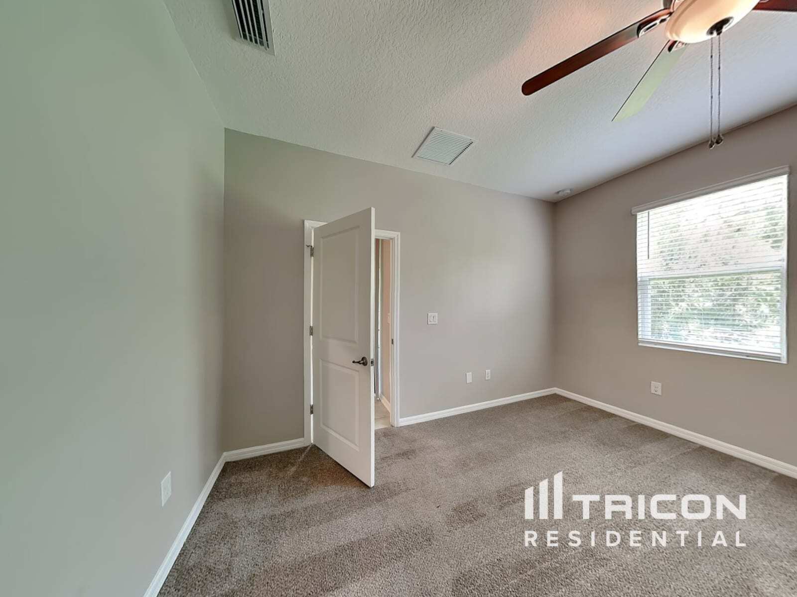 Building Photo - 5850 Bungalow Grove Ct
