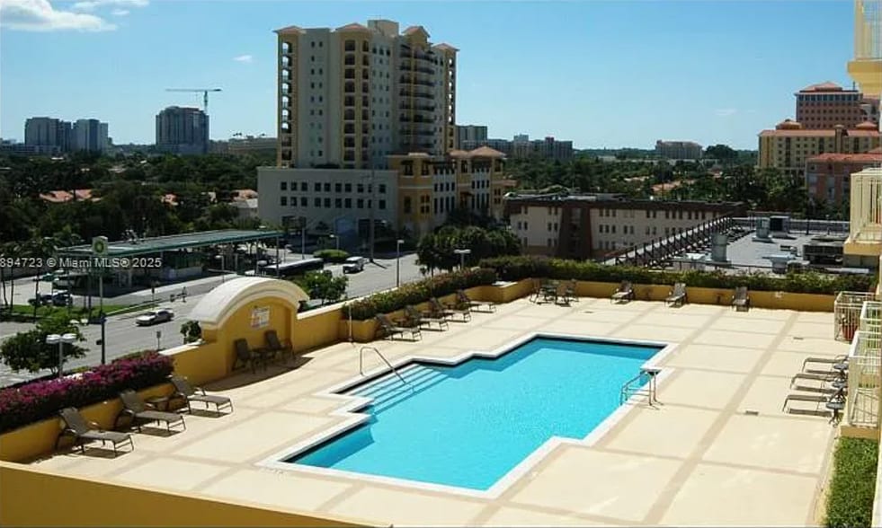 Building Photo - 50 Menores Ave