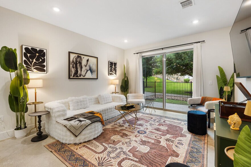 Building Photo - 7522 1/2 West Slaughter Lane-SI FL1-ID1537453P