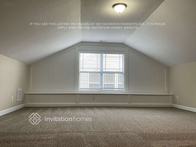 Building Photo - 600 Hadlow St