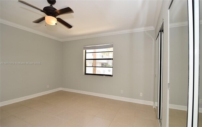 Building Photo - 1401 NE 53rd St