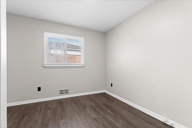 Building Photo - 20247 Griggs St