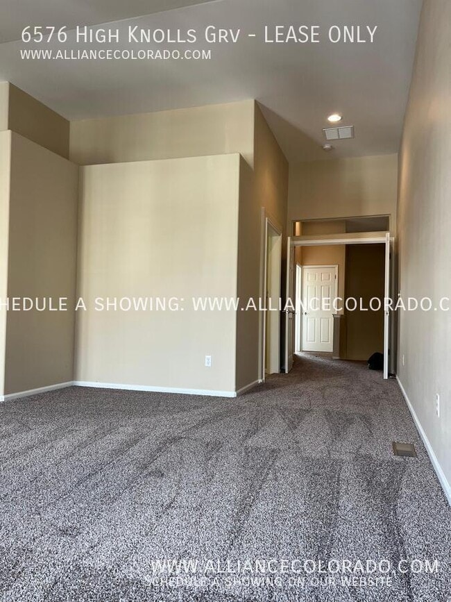 Building Photo - 6576 High Knls Grv