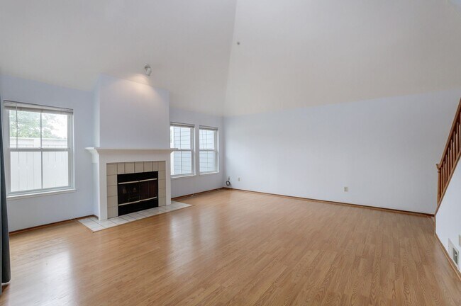Building Photo - 2BR/2.5BA Pet-Friendly Townhome with Loft, Pool & 2-Car Garage | Foster City | YouTube Tour