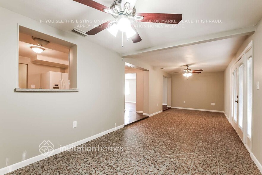 Building Photo - 130 Willow Ave