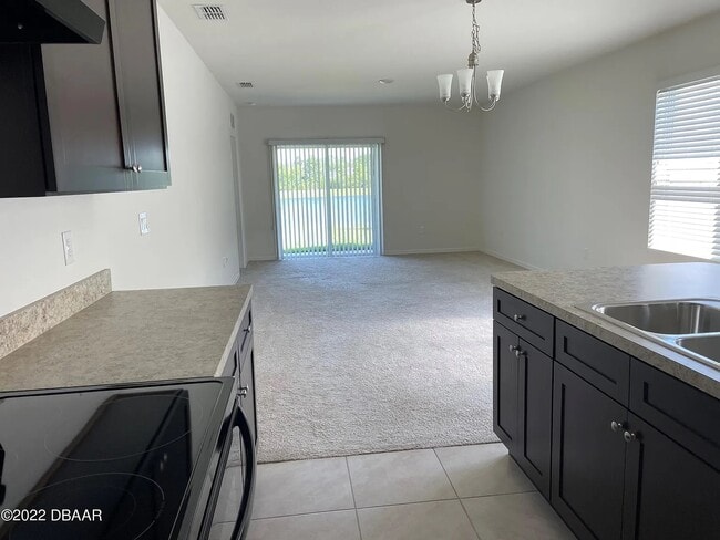 Building Photo - 2814 Blue Shrs Wy