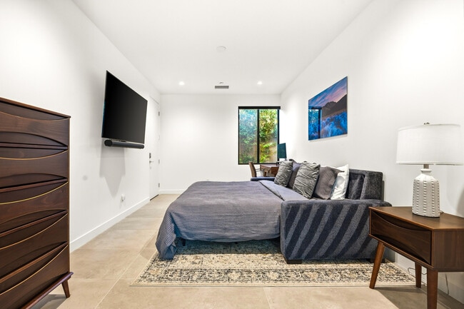 Building Photo - 57880 Salida del Sol