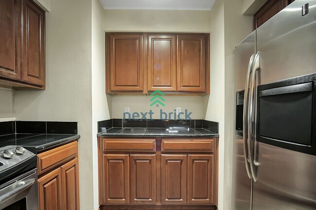 Building Photo - Townhome Available for Rent in Bothell!