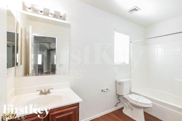 Building Photo - 3834 E Jasper Dr
