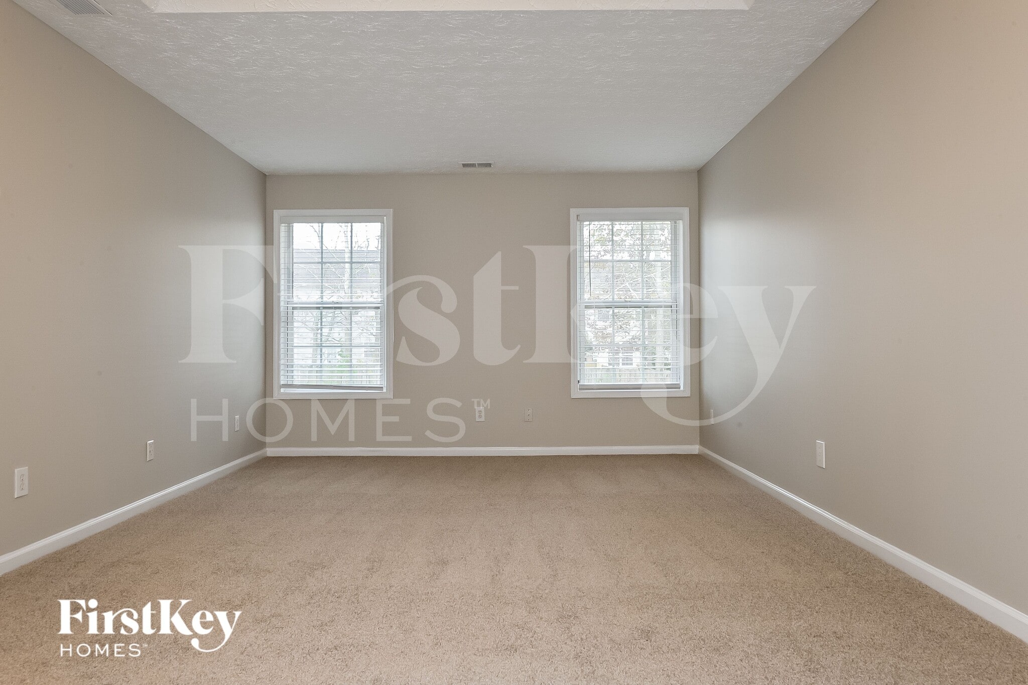 Building Photo - 740 Winbrook Dr