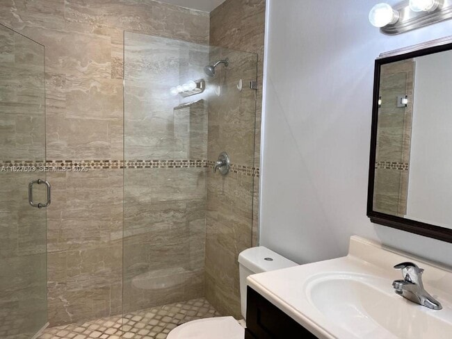 Building Photo - 6231 SW 138th Ct