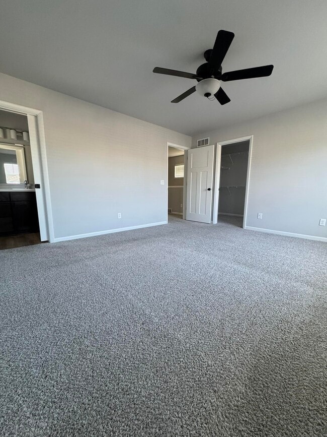 Building Photo - 830 Lady Bug Ln