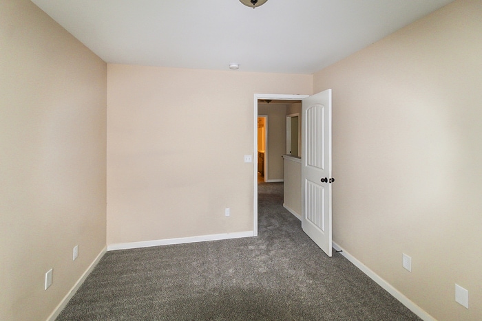 Building Photo - 921 Justice Dr