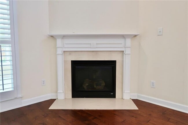 Building Photo - 515 Village Arbor Park NW