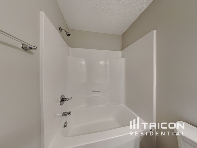 Building Photo - 218 Annapolis Bend Cir
