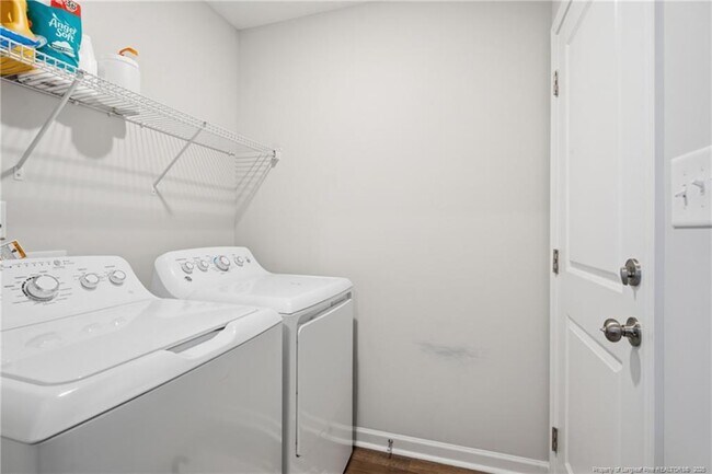 Building Photo - 50 Terrier Ct