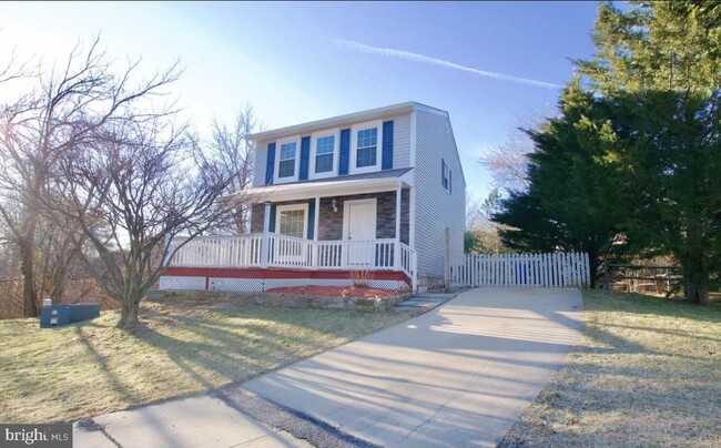Building Photo - 7908 Well Water Way