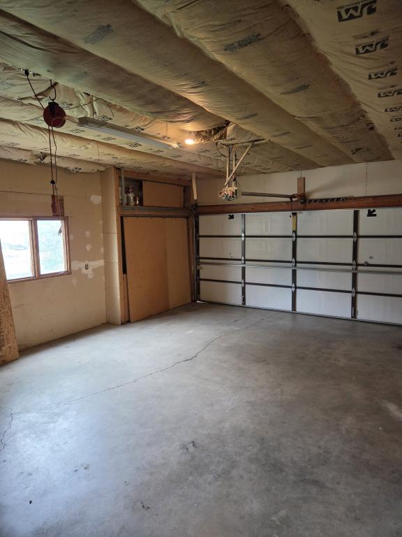Building Photo - 89 Oakwood Ln