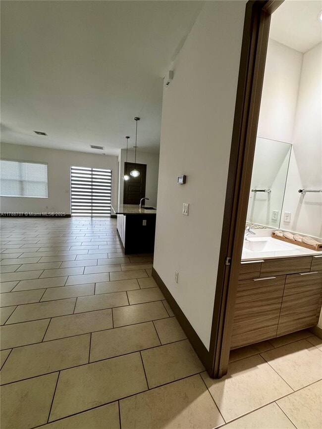 Building Photo - 15957 SW 136 Way