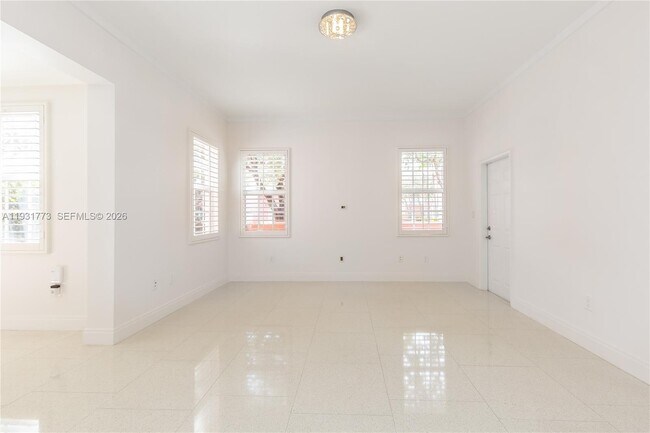 Building Photo - 510 Loretto Ave