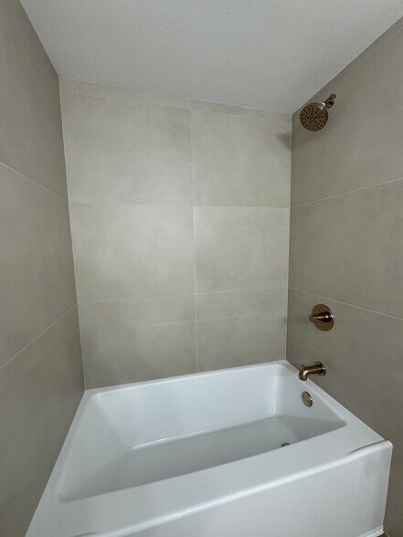 Building Photo - 2232 E Joana Dr