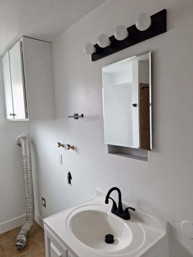 Building Photo - Roy 4-plex 1958